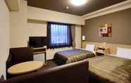 Bilik Tidur 4 Hotel Route-Inn Toyama Inter