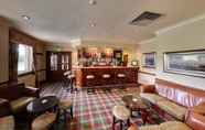 Bar, Cafe and Lounge 7 Strathburn Hotel