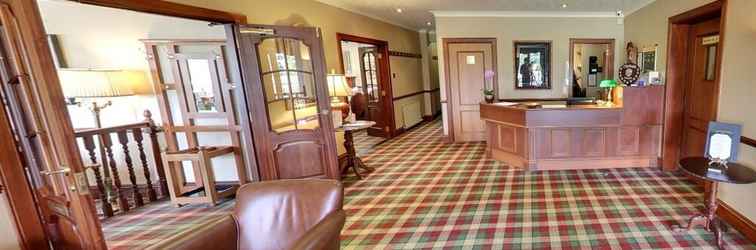 Lobby Strathburn Hotel