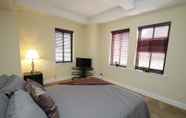 Kamar Tidur 5 Renaissance Properties - W Rittenhouse Sq