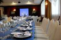 Functional Hall Ohtels Cabogata