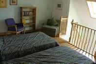 Bedroom Glebe Barn Apartment