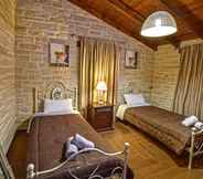 Bedroom 6 Villa Ahlades