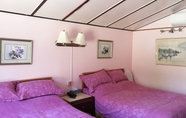 Phòng ngủ 2 Motel Rideau