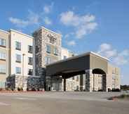 Exterior 3 Homewood Suites by Hilton Topeka