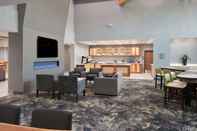 Bar, Cafe and Lounge Homewood Suites by Hilton Topeka