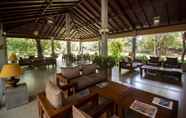 Lobby 2 Amaara Forest Hotel Sigiriya