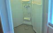 Toilet Kamar 5 My Place - Hostel