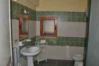 Phòng tắm bên trong Residence Chianalea