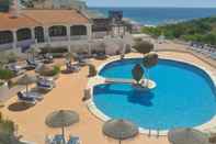 Swimming Pool Salema Praia Club