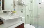 Toilet Kamar 7 Luna's House