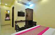 Bedroom 6 Hotel Sonu Dx New Delhi Railway Station