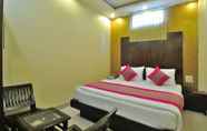 Bedroom 5 Hotel Sonu Dx New Delhi Railway Station