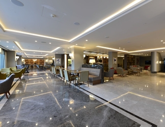 Lobi 2 Holiday Inn Bursa - City Centre, an IHG Hotel