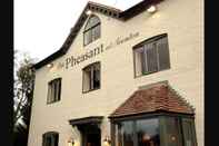 ภายนอกอาคาร The Pheasant at Neenton