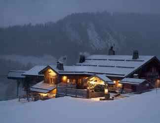 Bên ngoài 2 Hôtel Le Vieux Chalet