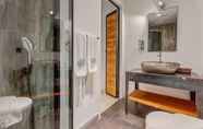 In-room Bathroom 5 Villa Kore Cesme