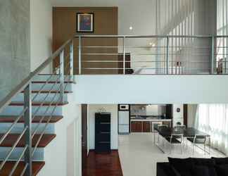 Lobi 2 Silom Lofts Hotel