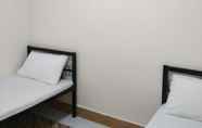 Kamar Tidur 5 Orange Backpacker Hostel