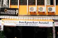 Exterior Orange Backpacker Hostel