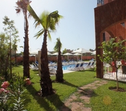 Swimming Pool 2 Relax Hotel Marrakech