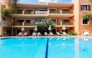 Hồ bơi 6 Aristea Hotel Rethymnon