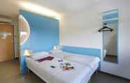 Bedroom 5 First Inn Hotel Blois