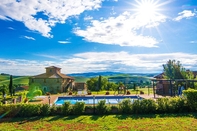 Swimming Pool Agriturismo Ragoncino