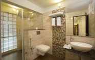 In-room Bathroom 5 TGI STAR Holidays Yercaud
