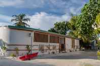 Exterior Dhiffushi White Sand Beach Hotel