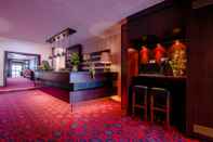 Bar, Cafe and Lounge Hotel Goldener Hirsch
