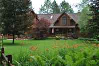 Exterior Horton Creek Inn B&B