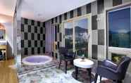 In-room Bathroom 3 Dome Hotel Geoje