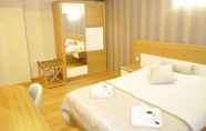 Bilik Tidur 4 Shah Inn Hotel