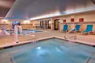 สระว่ายน้ำ TownePlace Suites by Marriott Dickinson