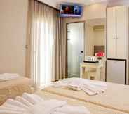 Kamar Tidur 6 Ideon Hotel