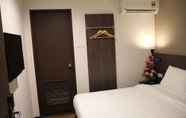 Kamar Tidur 4 KL Hotel