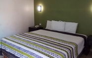 Kamar Tidur 6 HotelCo Inn