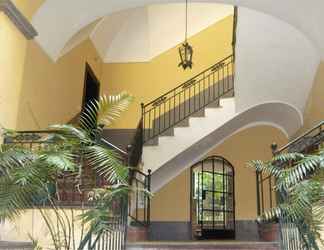 Lobi 2 Sorrento Guest House