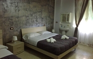 Bedroom 6 B&B Napoli Stazione