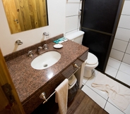 Toilet Kamar 6 Residencial Los Lapachos