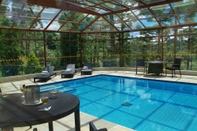 Swimming Pool Hotel Vila Inglesa