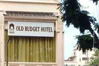 Exterior Old Budget Hotel