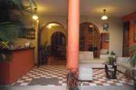 Lobi Las Brisas Hostal