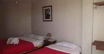 Kamar Tidur 4 Las Brisas Hostal