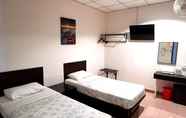 Phòng ngủ 6 Galaxy Inn