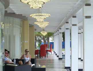 Lobby 2 Ceylon Sea Hotel