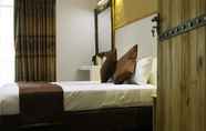 Kamar Tidur 2 The Tenth Hotel