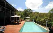 สระว่ายน้ำ 3 Phoenix Eumundi Bed & Breakfast