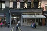 Luar Bangunan Stayo Oxford Street